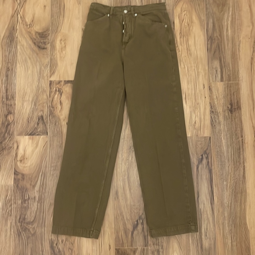 TOP SHOP Parallel Jeans // Brown // 28 in size 6